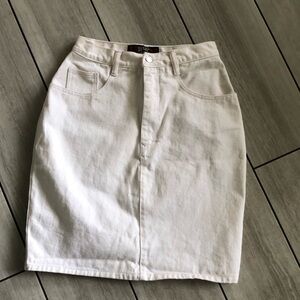 Jeanjer - 7/8 - White Blue Jeans - Size 7/8